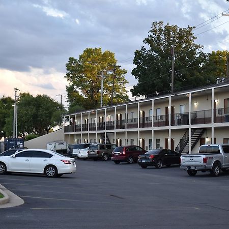 Town House Inn Cape Girardeau Εξωτερικό φωτογραφία